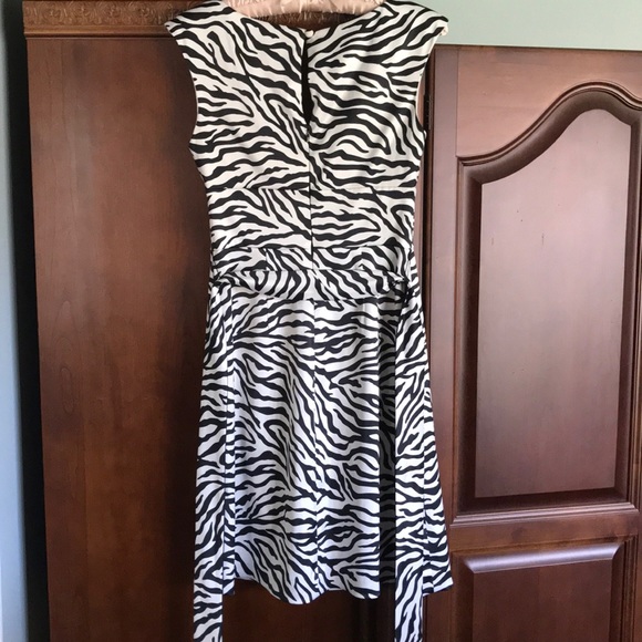 Silk zebra print dress - Picture 4 of 7